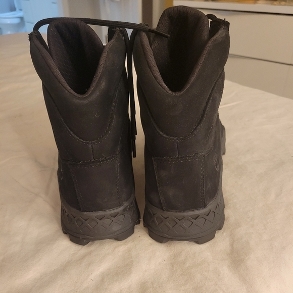 NWOB!  TIMBERLAND  Size 13... Men's black suede boots - Picture 3 of 9